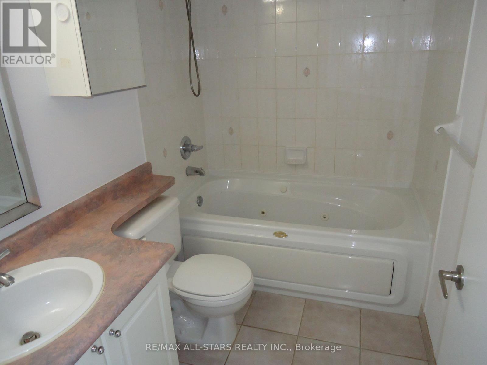 #621 250 MANITOBA STREET - 15