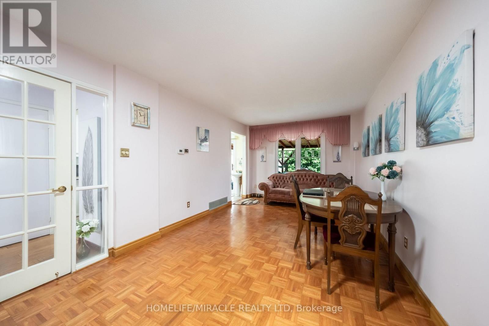 59 MARTINDALE CRESCENT - 10