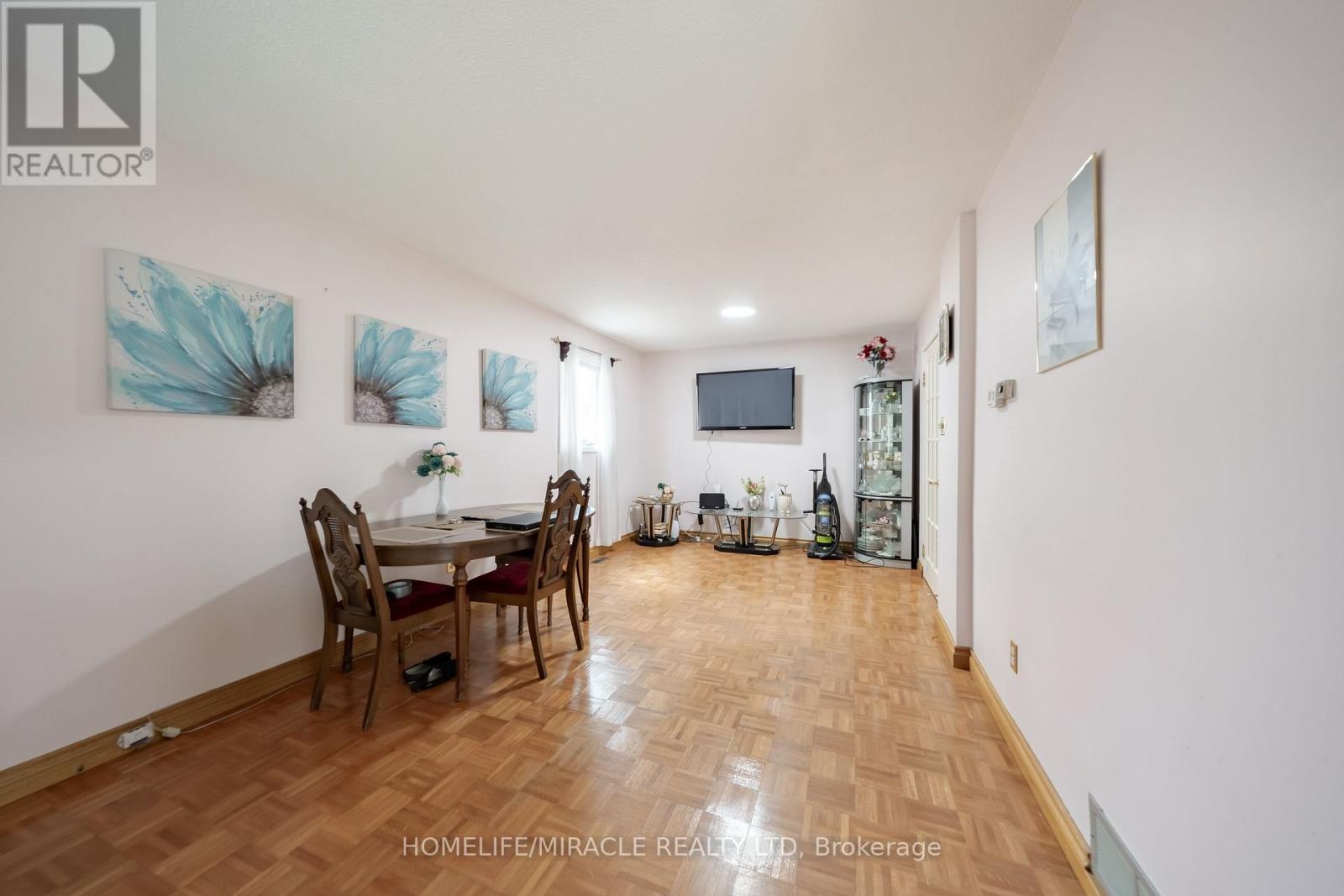 59 MARTINDALE CRESCENT - 11
