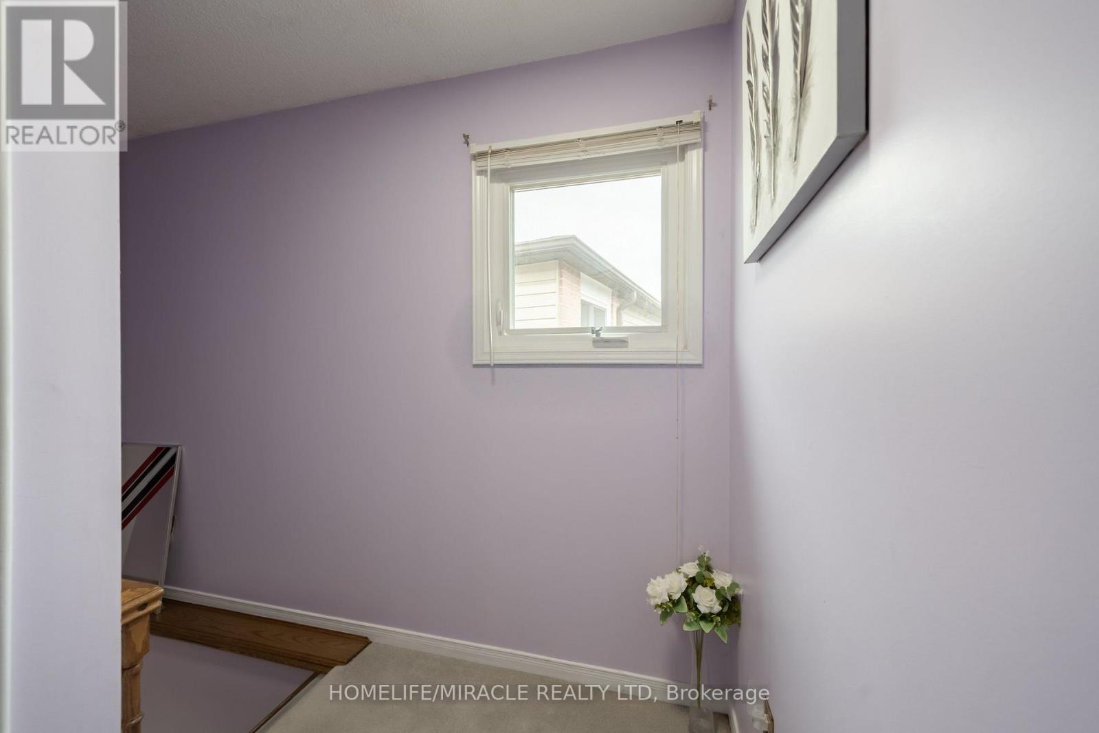 59 MARTINDALE CRESCENT - 21