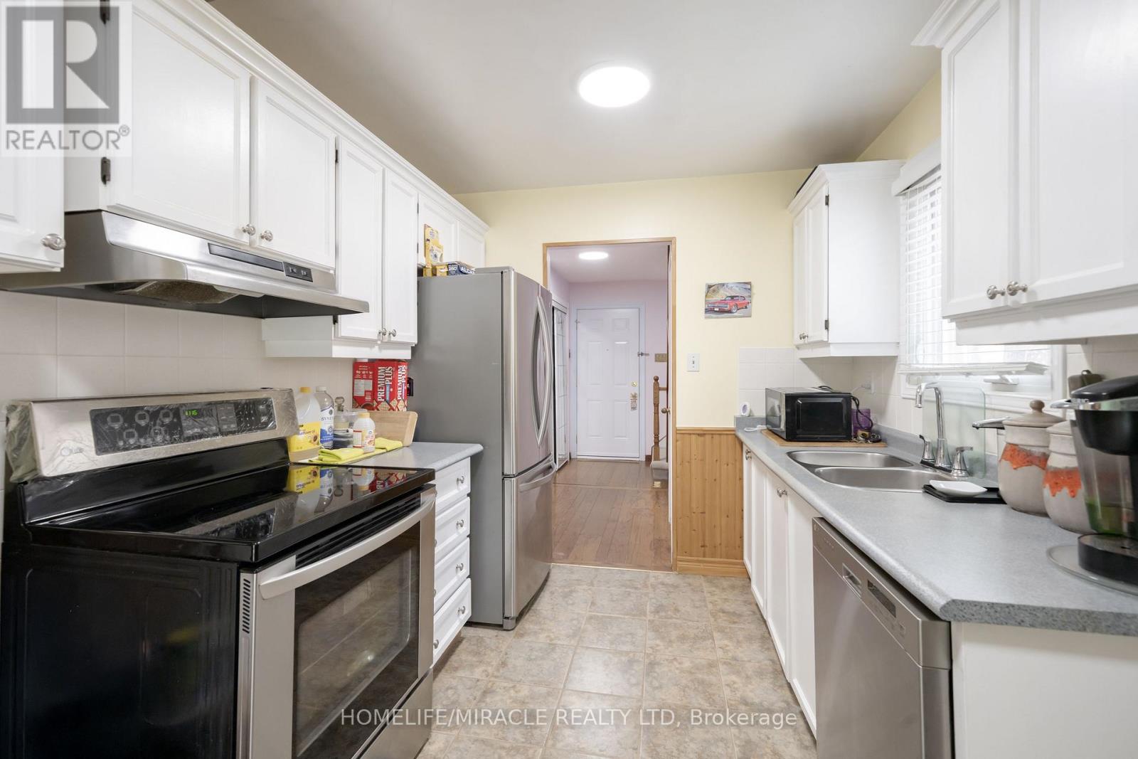 59 MARTINDALE CRESCENT - 17