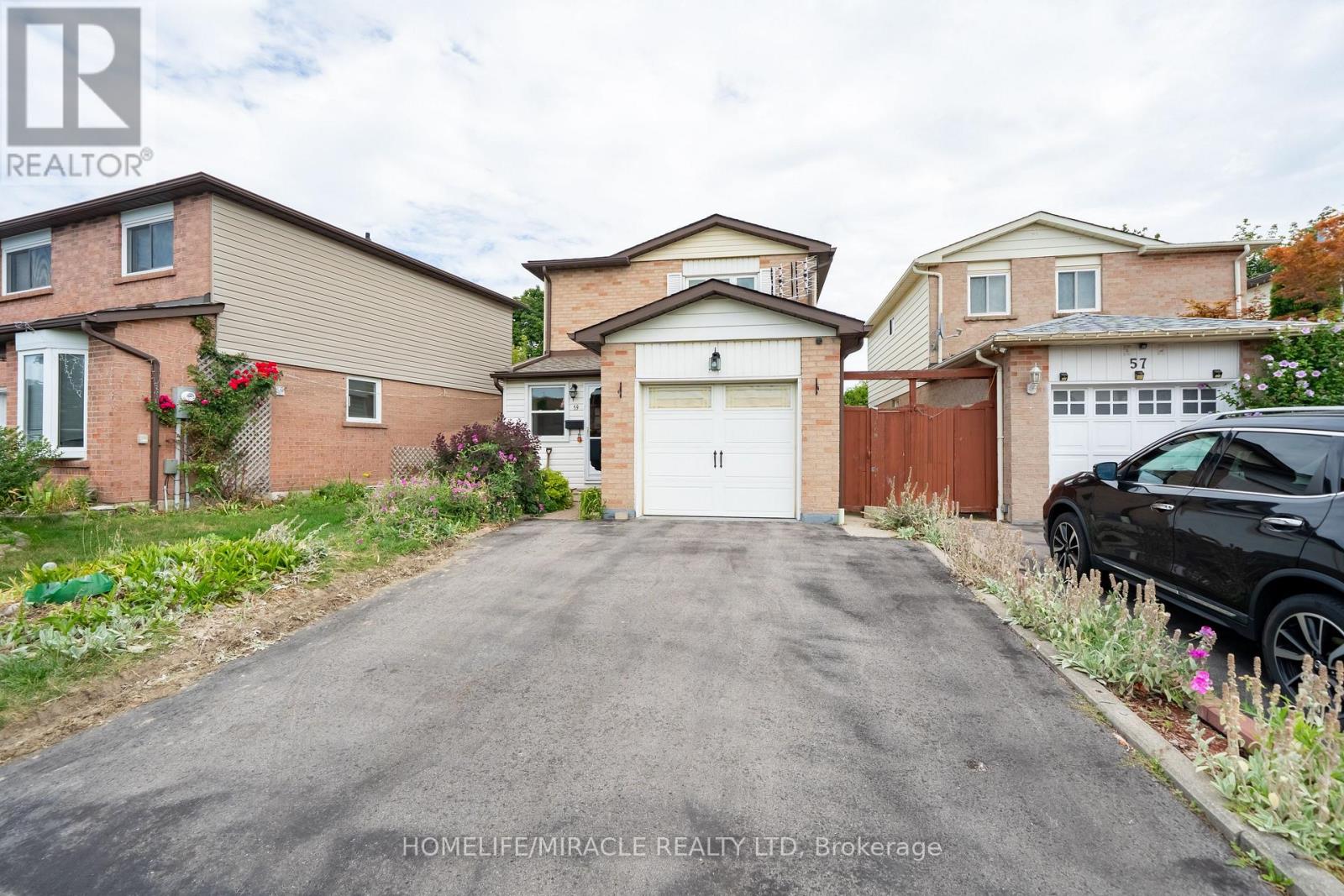 59 MARTINDALE CRESCENT - 4