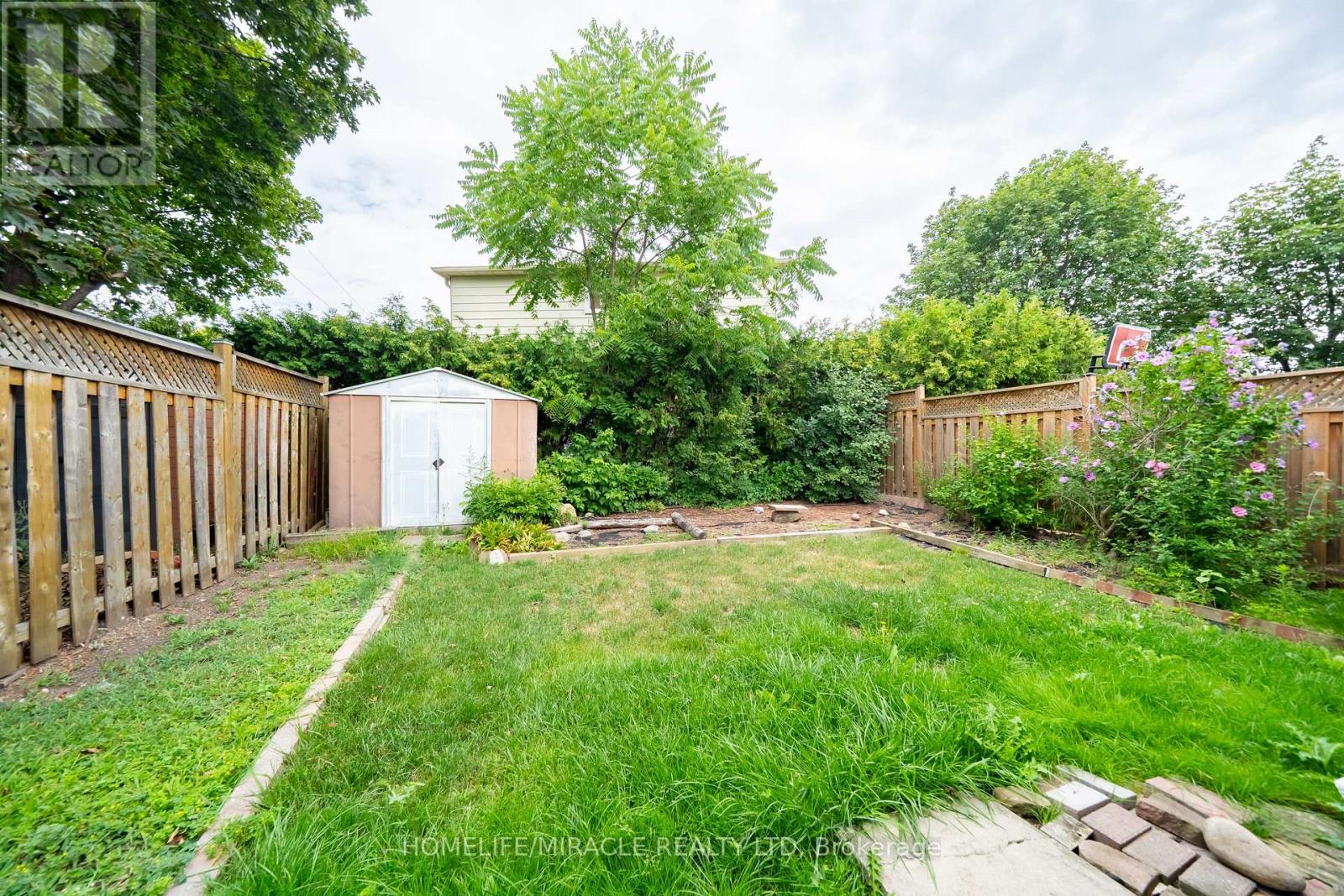 59 MARTINDALE CRESCENT - 38