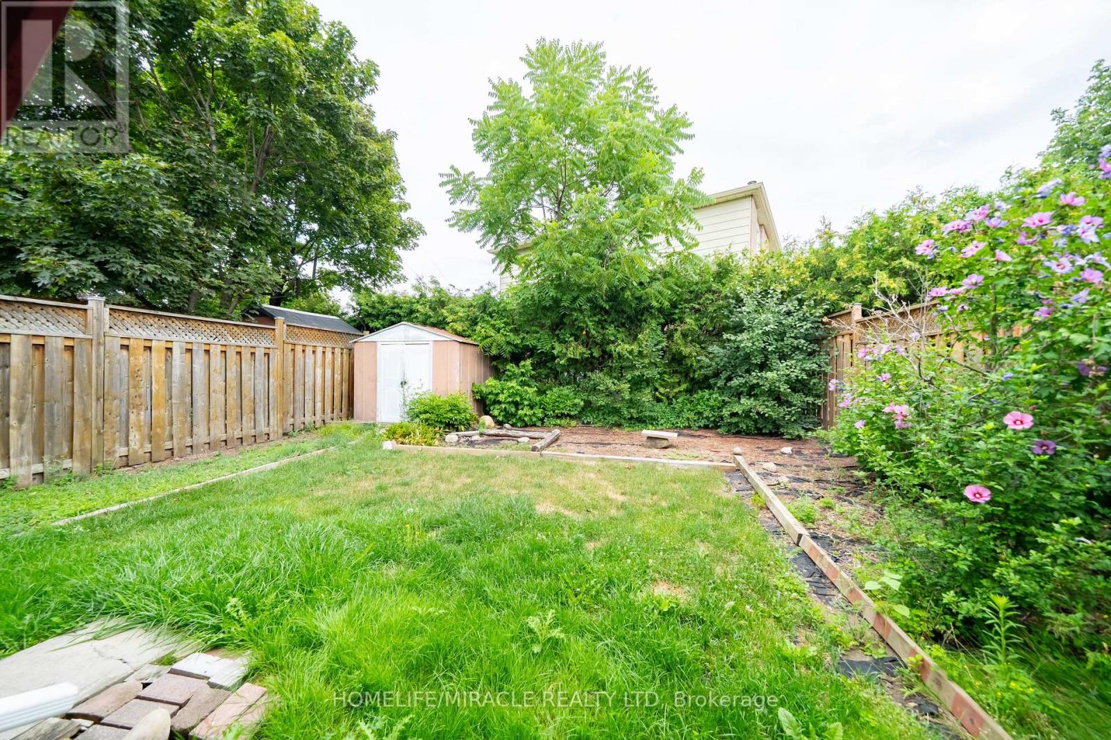 59 MARTINDALE CRESCENT - 39