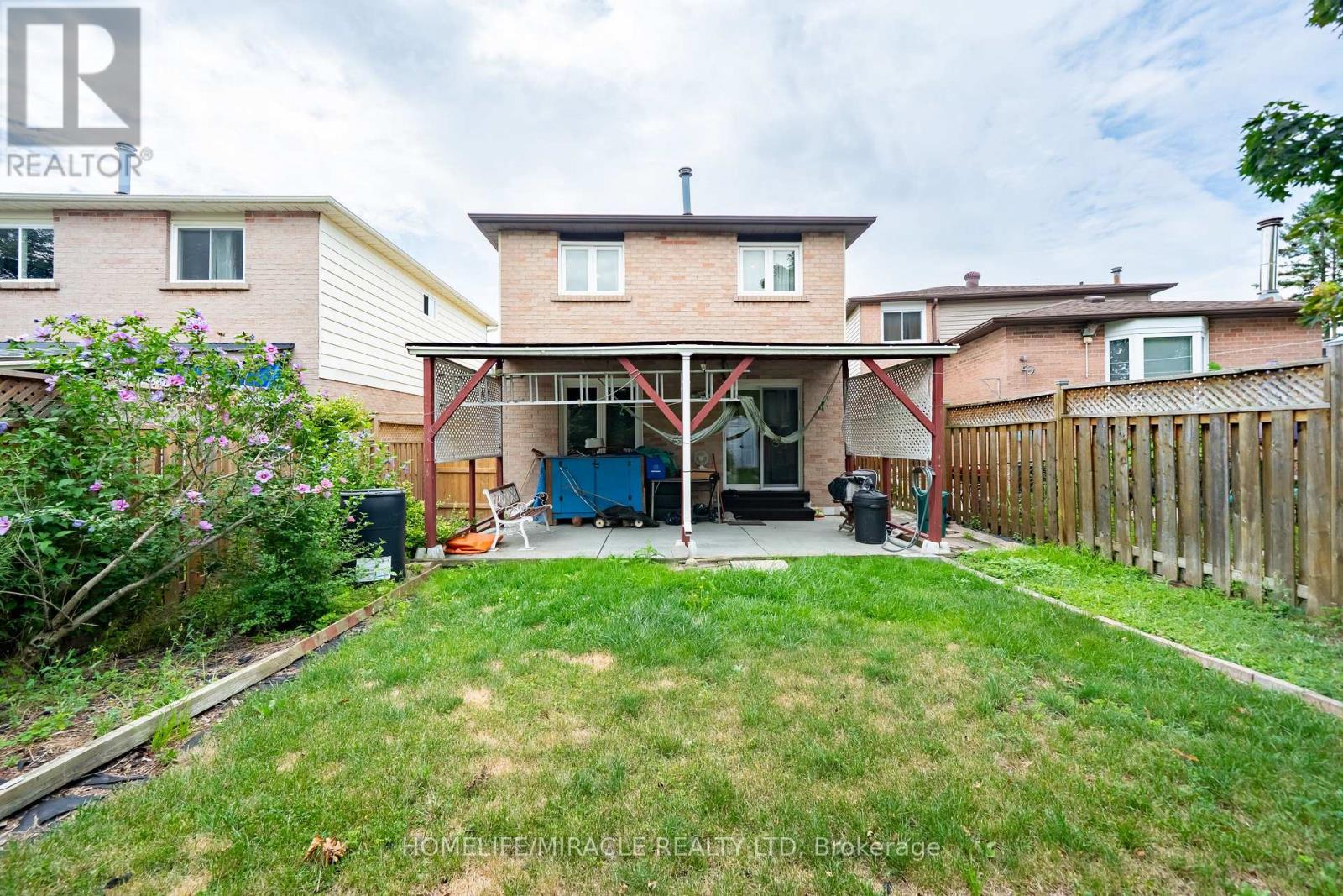 59 MARTINDALE CRESCENT - 42