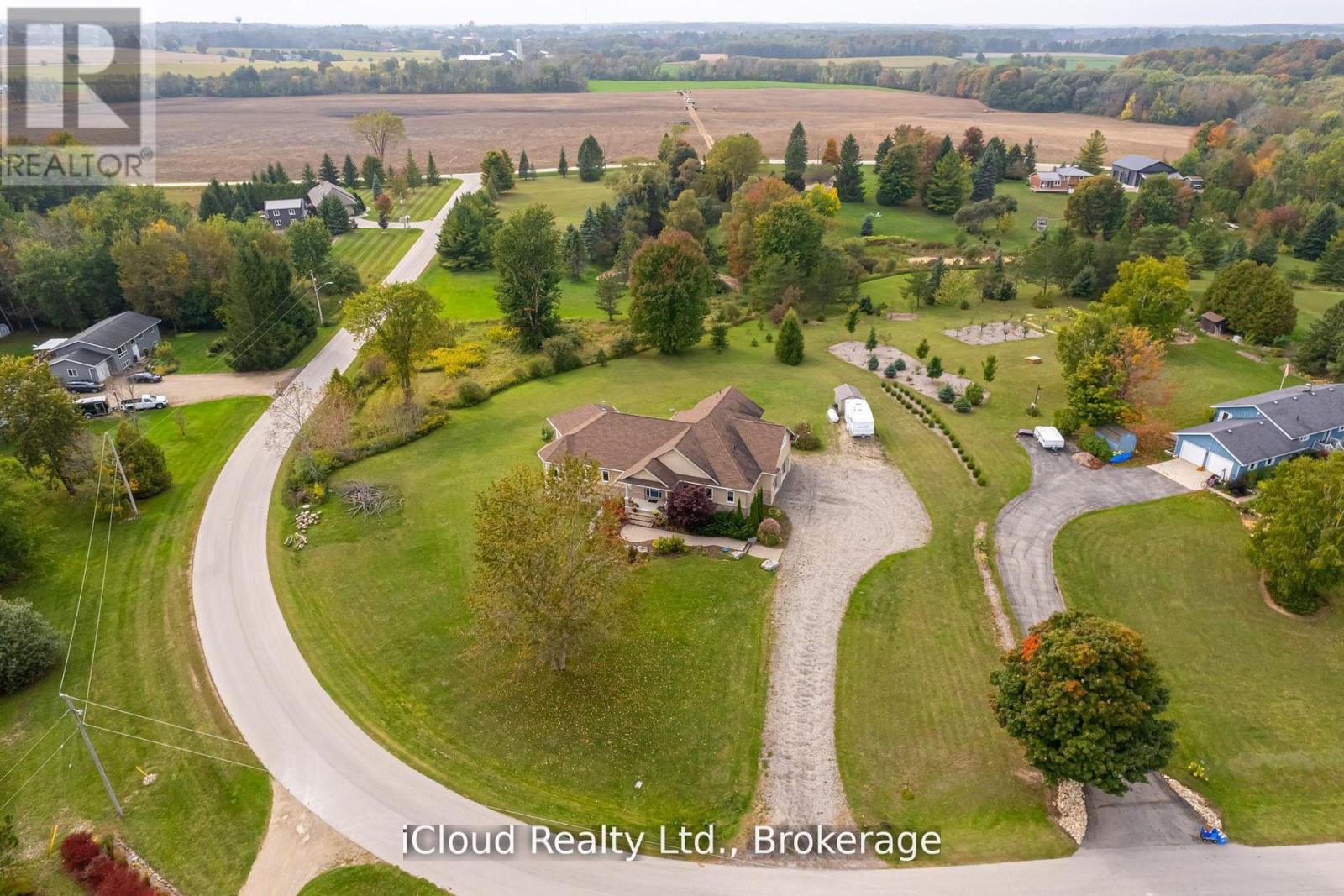 16 HIGHLAND ROAD - 49