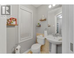 Bathroom - 4465 Comfort Crescent, Lincoln, ON L3J1M3 Photo 10