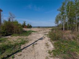 37 Pelican Point, Victoria Beach, MB R0E2A0 Photo 6