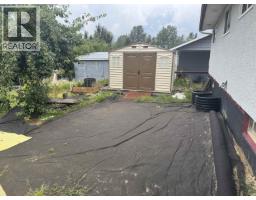 13 Manson Crescent, Mackenzie, BC V0J2C0 Photo 10