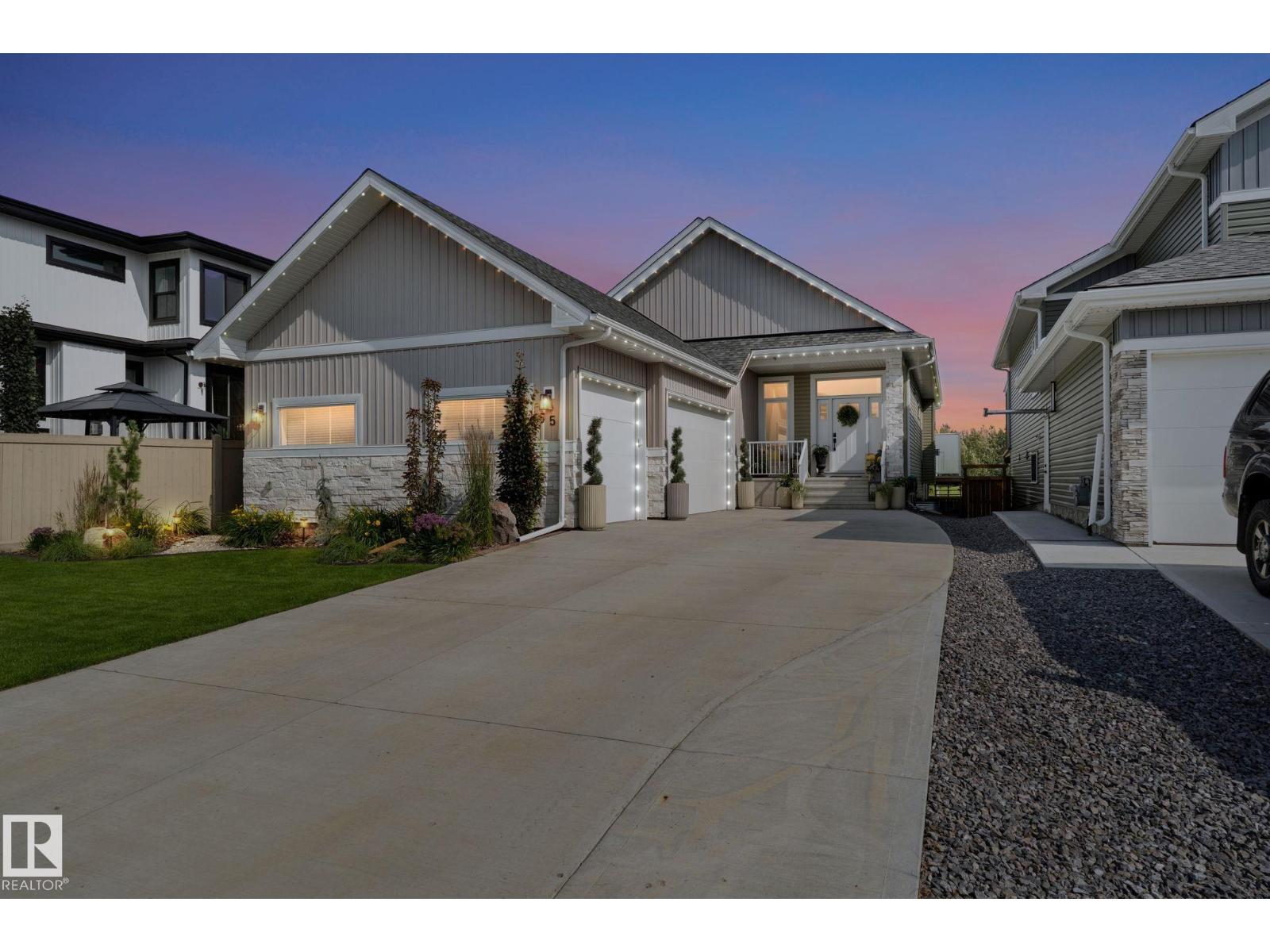 55 MAPLE CR