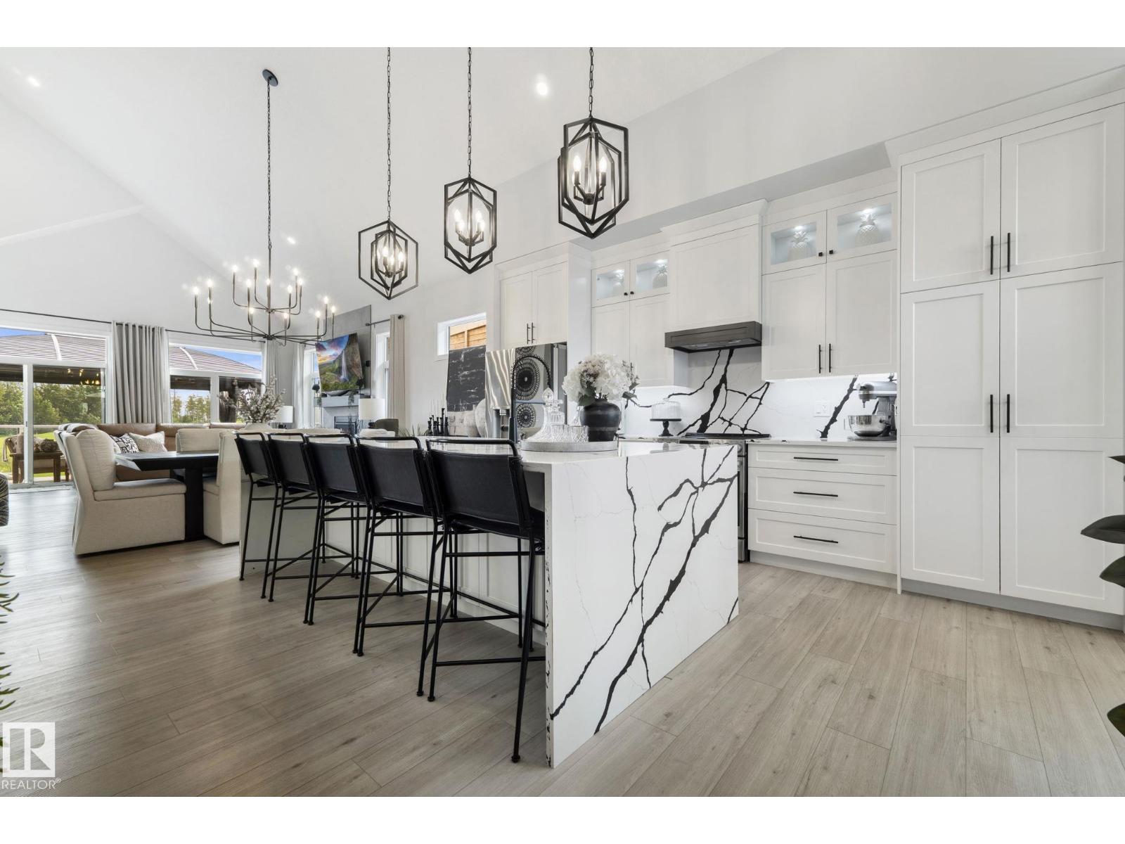 55 MAPLE CR - Image 6