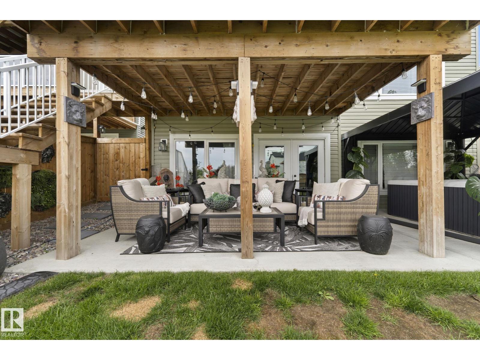 55 MAPLE CR - Image 59