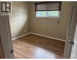 13 Manson Crescent, Mackenzie, BC V0J2C0 Photo 14