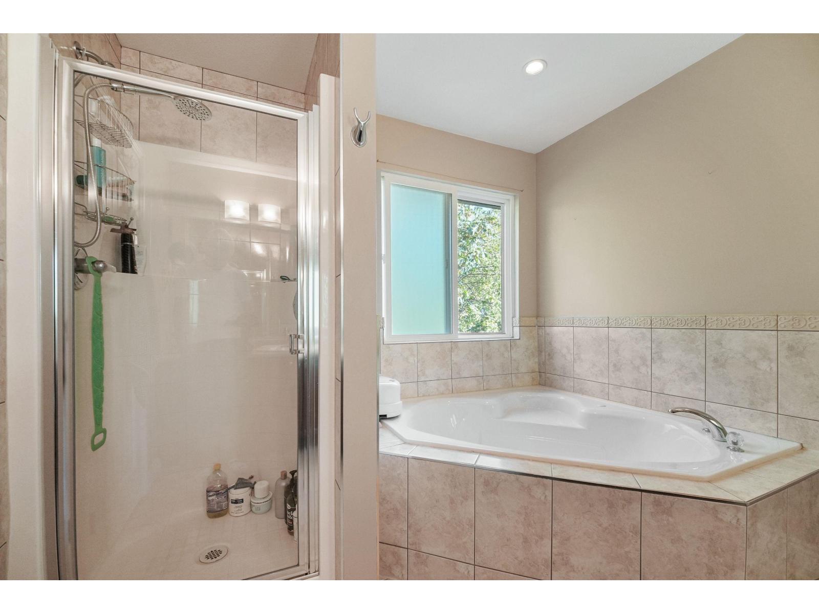 8 Bed, 6 Bath House for Sale in Mission – 8032 MELBURN DRIVE, Mission – MLS# R3154032 - Image 26