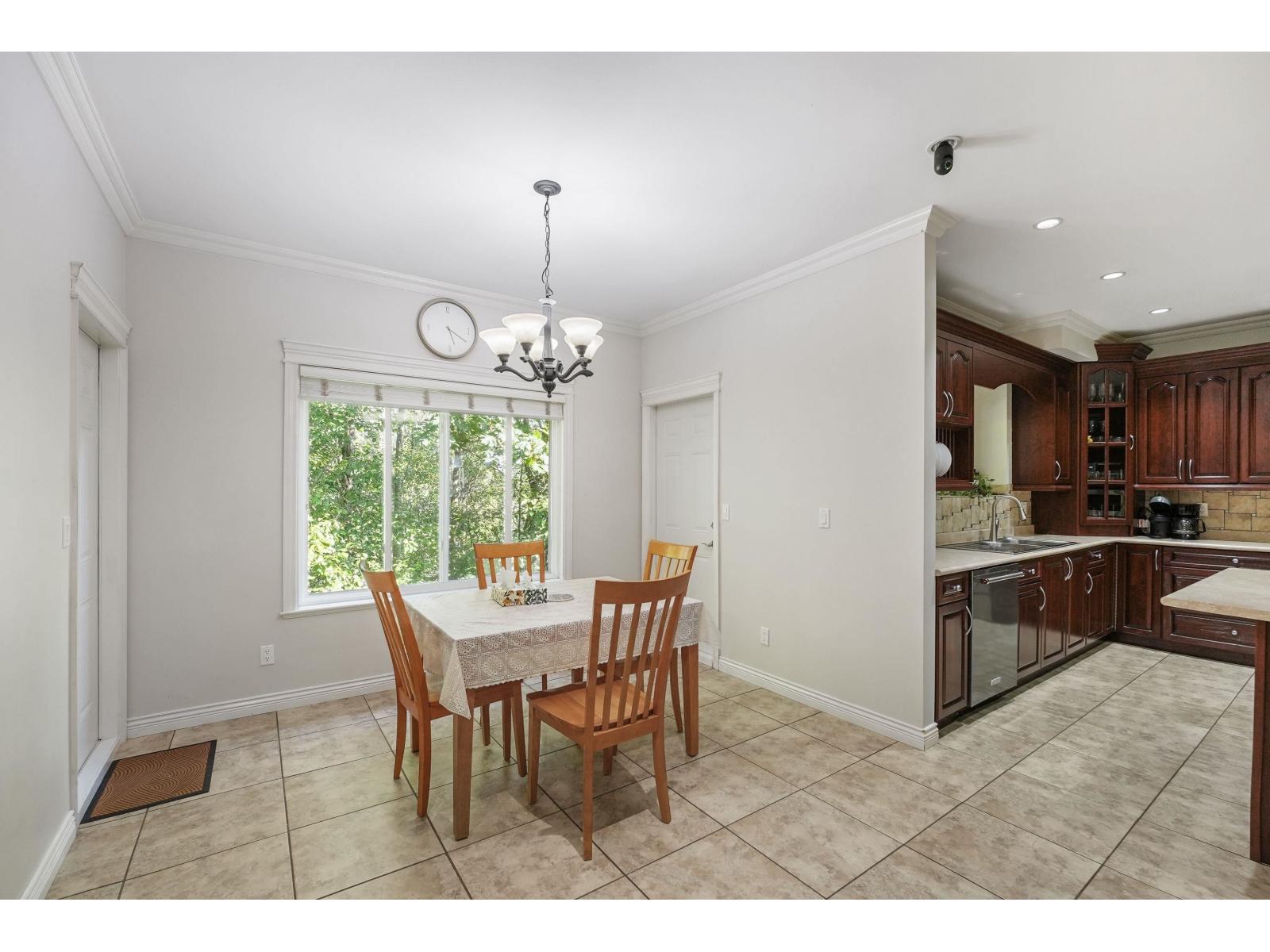 8 Bed, 6 Bath House for Sale in Mission – 8032 MELBURN DRIVE, Mission – MLS# R3154032 - Image 14