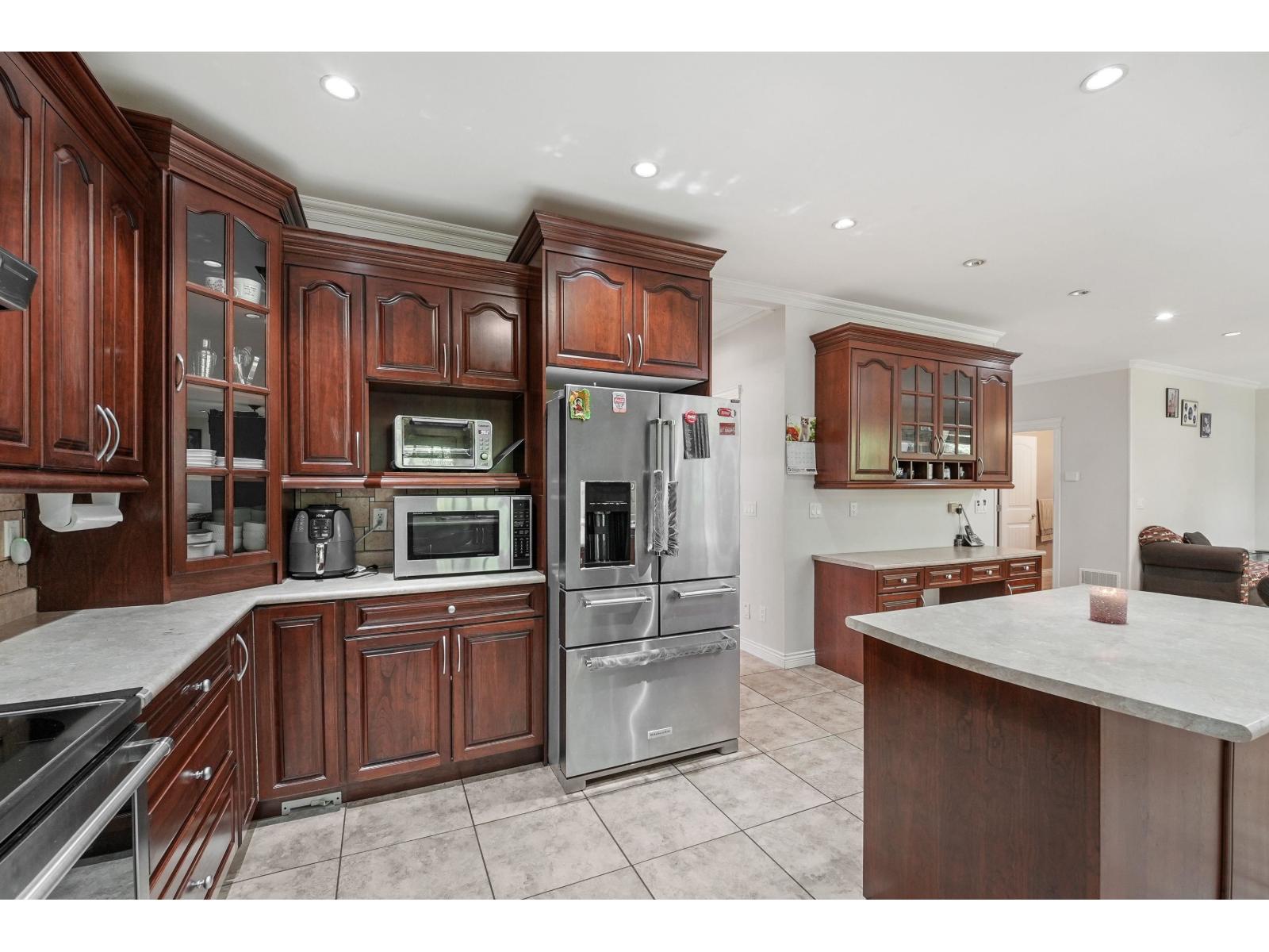 8 Bed, 6 Bath House for Sale in Mission – 8032 MELBURN DRIVE, Mission – MLS# R3154032 - Image 12