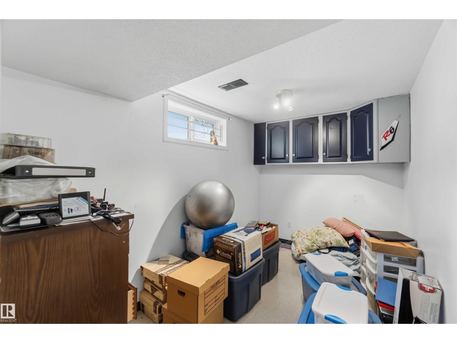 8031 135A AV NW - Image 12