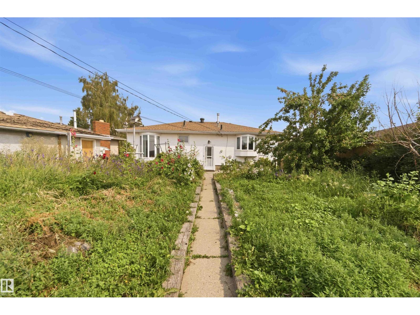 8031 135A AV NW - Image 14