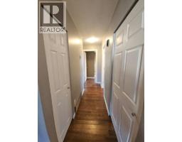 256 Peace River Crescent, Tumbler Ridge, BC V0C2W0 Photo 14