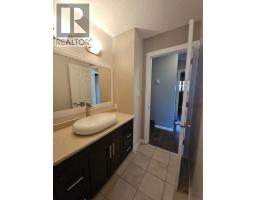 256 Peace River Crescent, Tumbler Ridge, BC V0C2W0 Photo 21