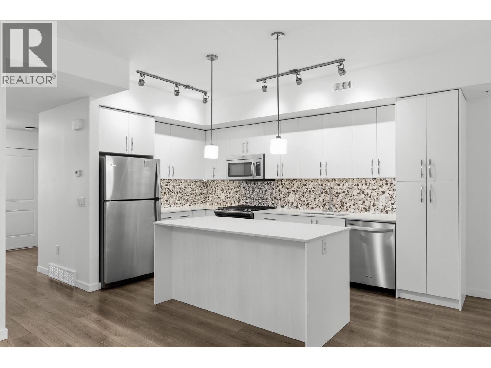 #74 680 Old Meadows Road - 2