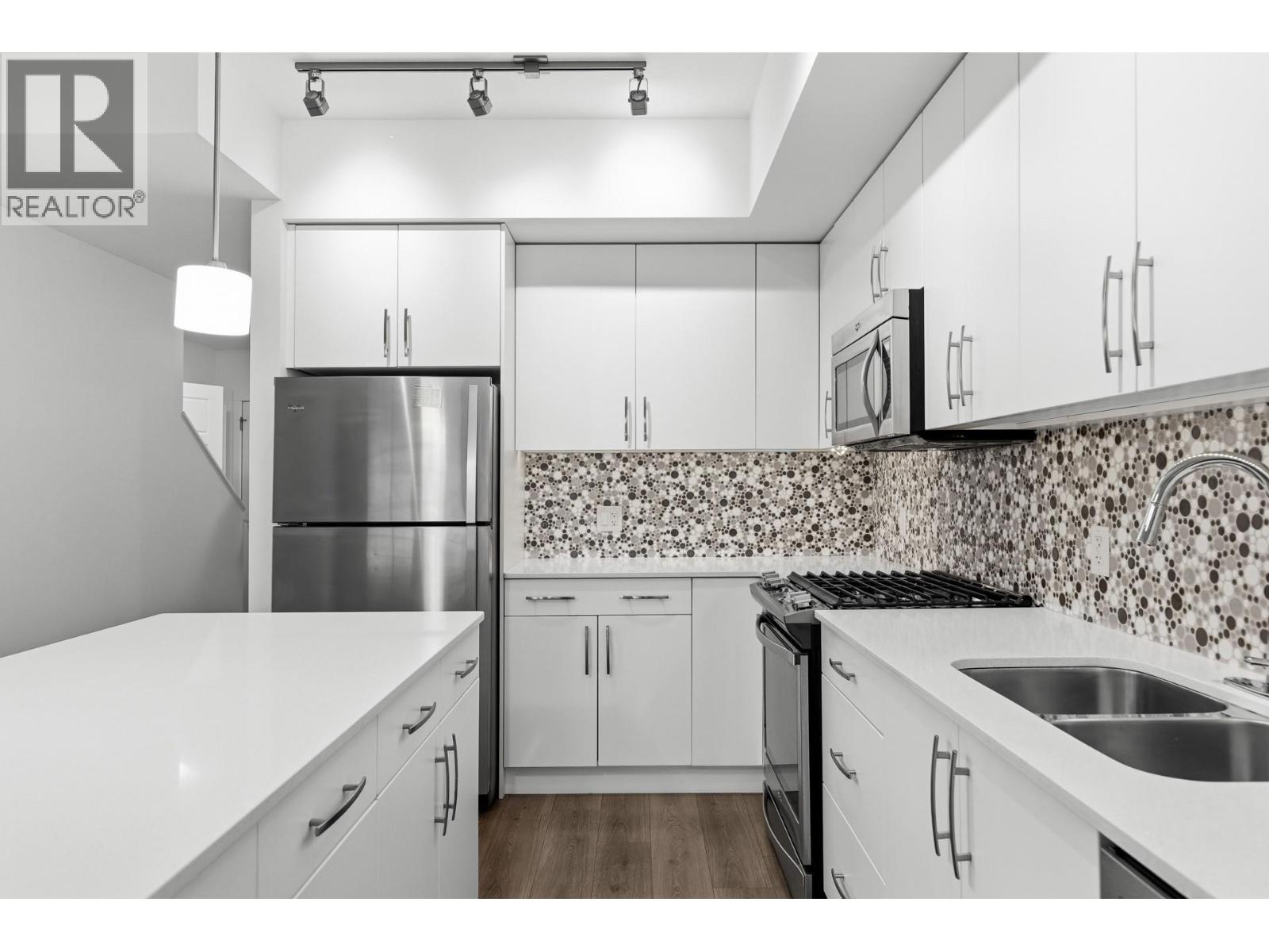 680 Old Meadows Road Unit# 74, Kelowna