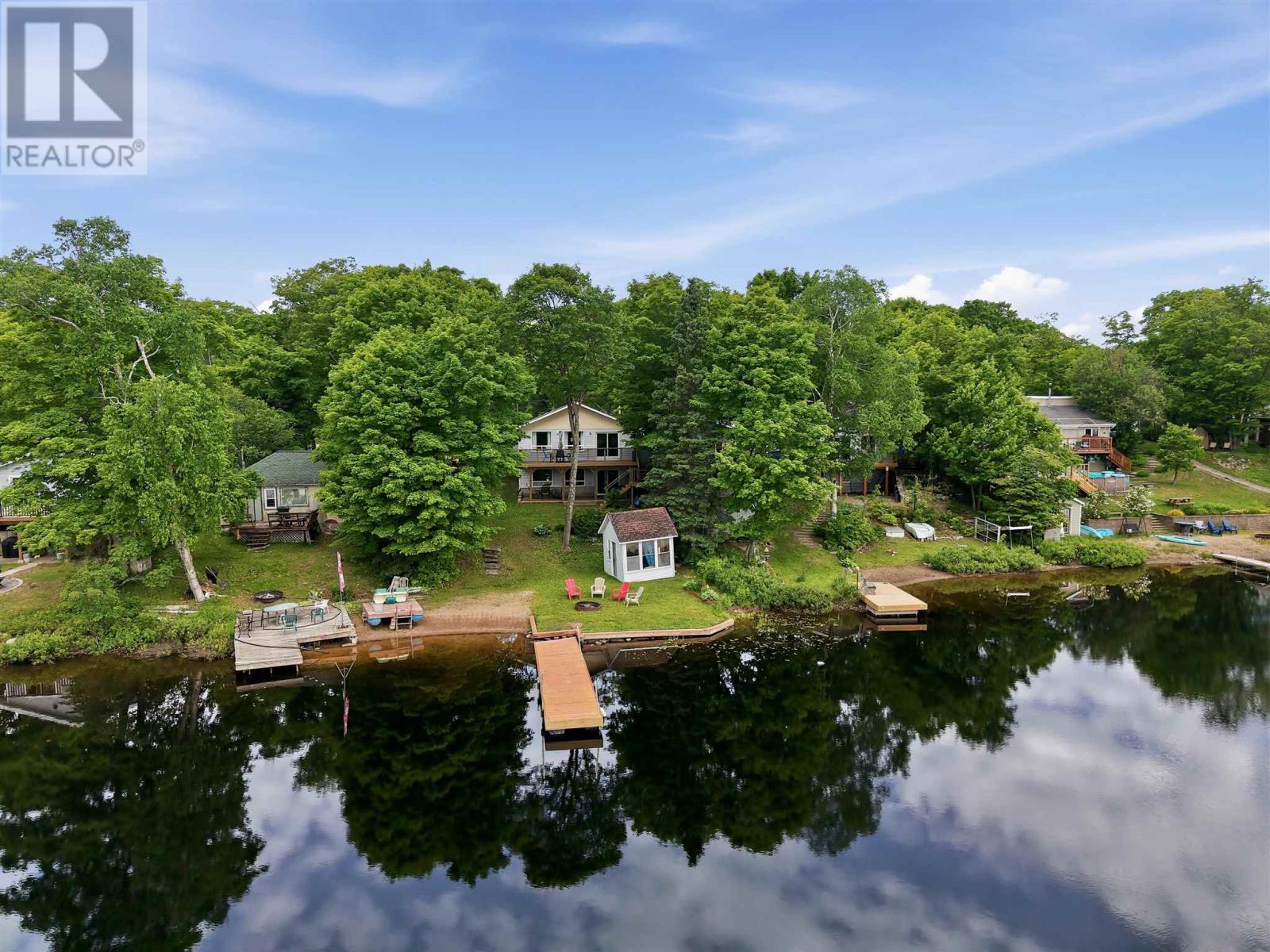 63 Heyden Lake RD - 40