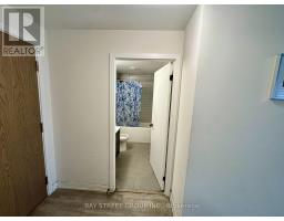 515 - 2300 St Clair Avenue W, Toronto, ON M6N1K8 Photo 19