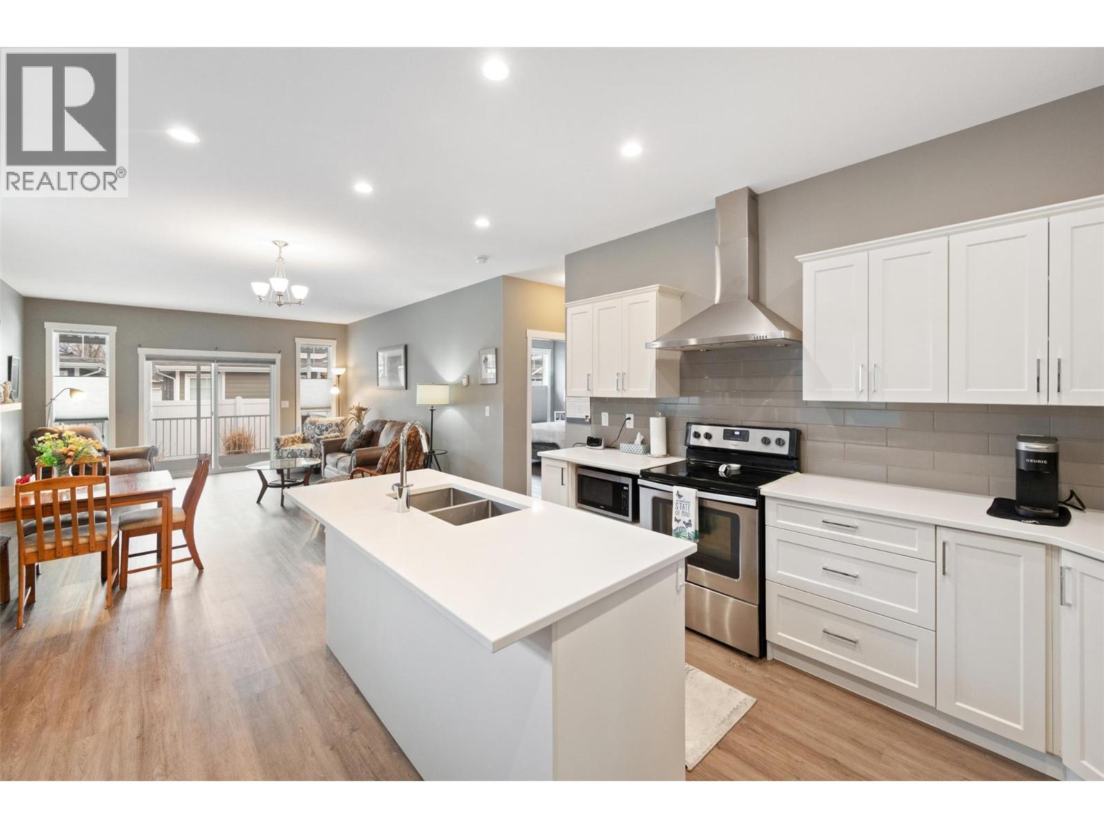 #42 351 Warren Avenue W - 10