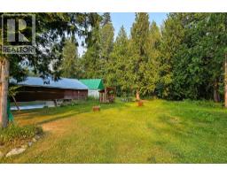 475 Westside Road, Trout Lake, BC V0G1R2 Photo 31