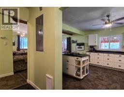 475 Westside Road, Trout Lake, BC V0G1R2 Photo 9