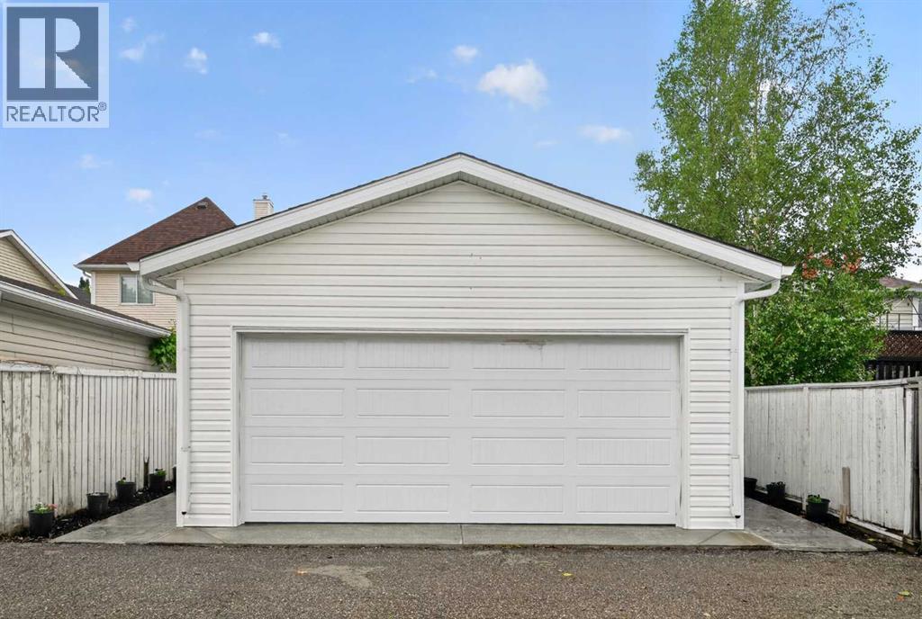113 Mt Lorette Place Southeast - Photo 41