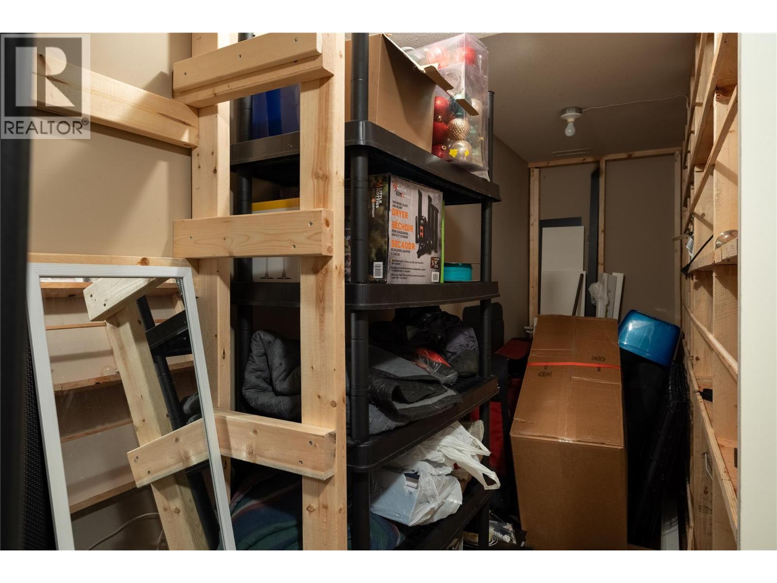 7261 Silver Ridge Drive, Vernon