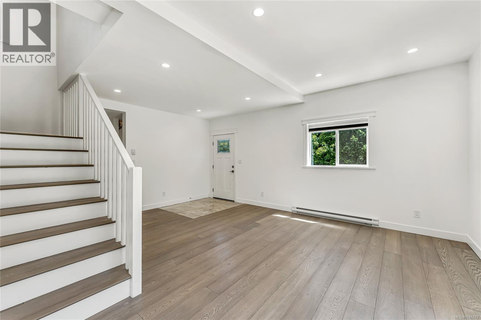  1689 Kisber Avenue, Saanich