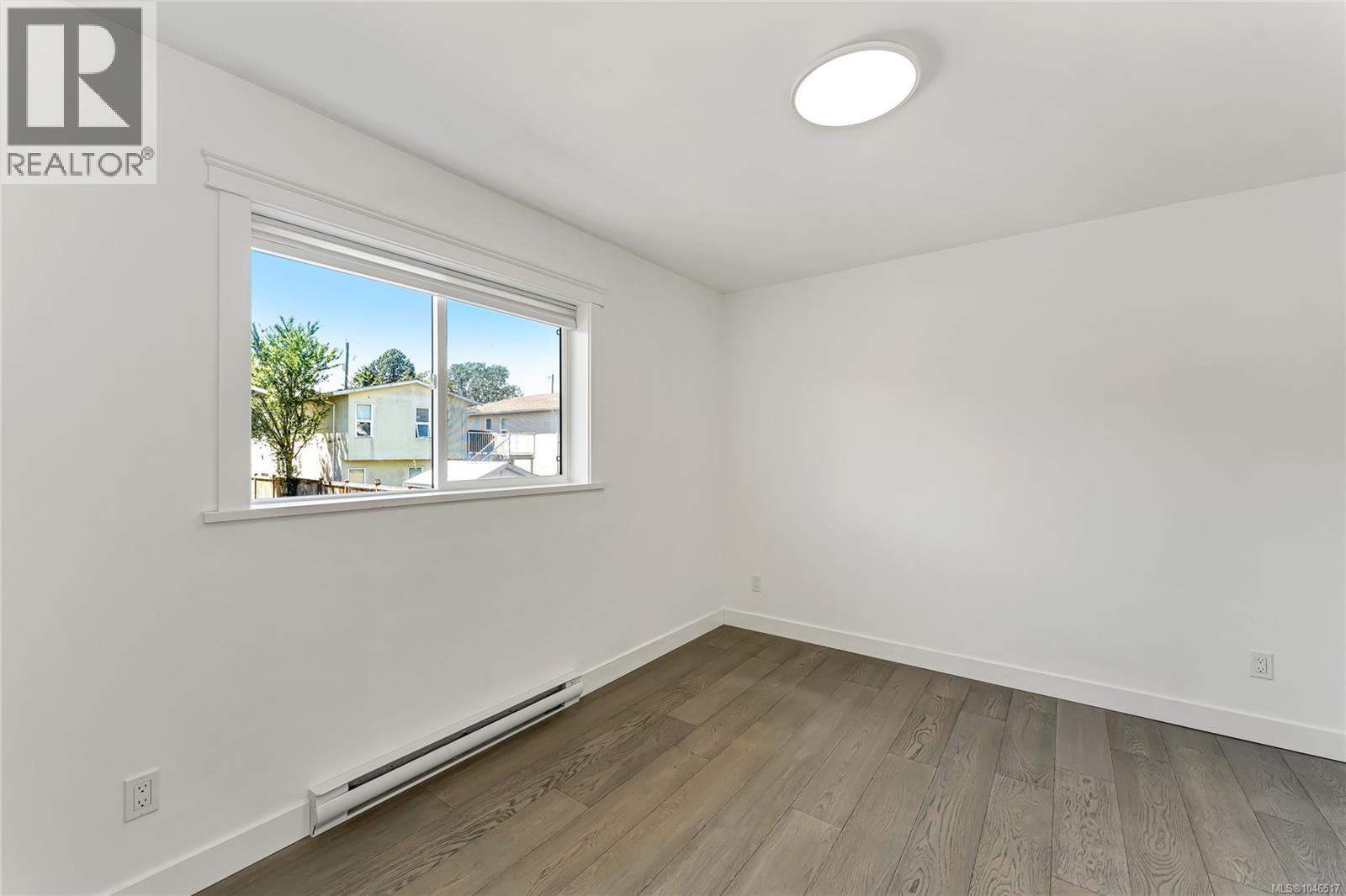  1689 Kisber Avenue, Saanich