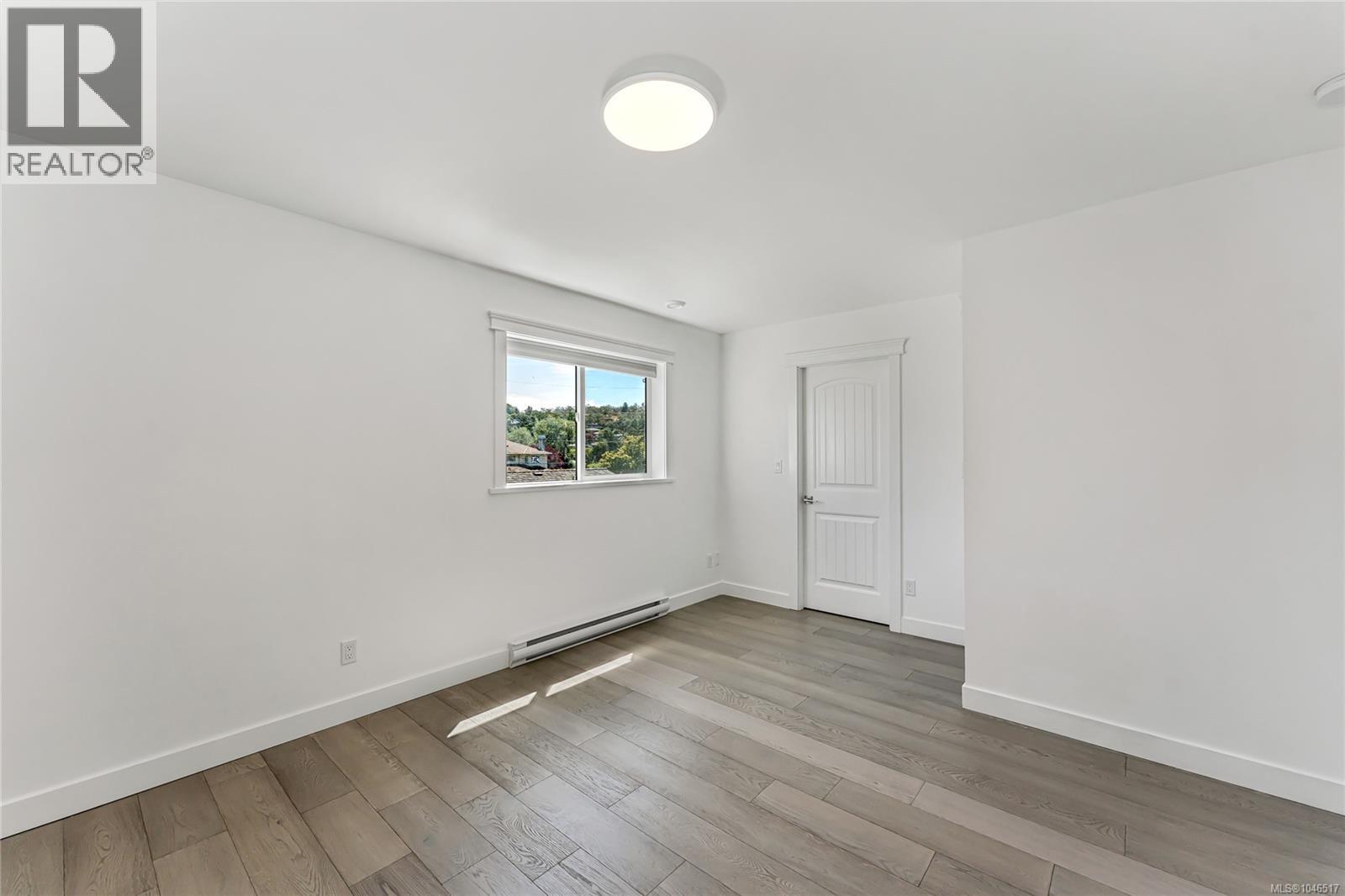  1689 Kisber Avenue, Saanich
