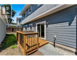 Bedroom - 1689 Kisber Ave, Saanich, BC V8P2W5 Photo 6