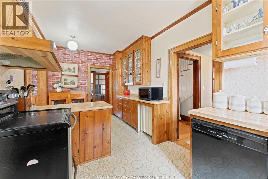 1409 GRANVILLE CRESCENT - 16