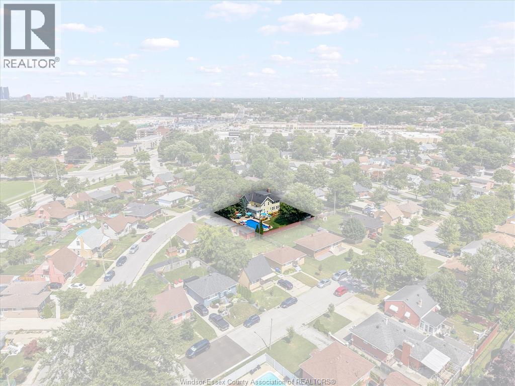 1409 GRANVILLE CRESCENT - 42