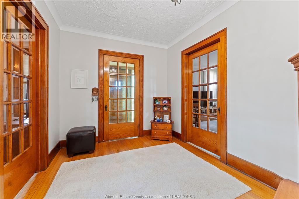 1409 GRANVILLE CRESCENT - 5