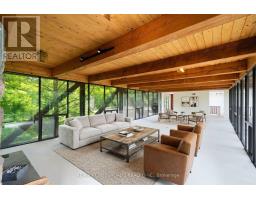 Family room - 15135 Rockside Road, Caledon, ON L7C1V4 Photo 10
