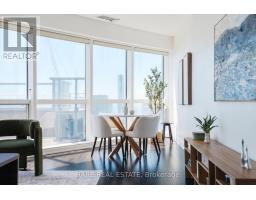 5907 - 388 Yonge Street, Toronto, ON M5B0A4 Photo 10