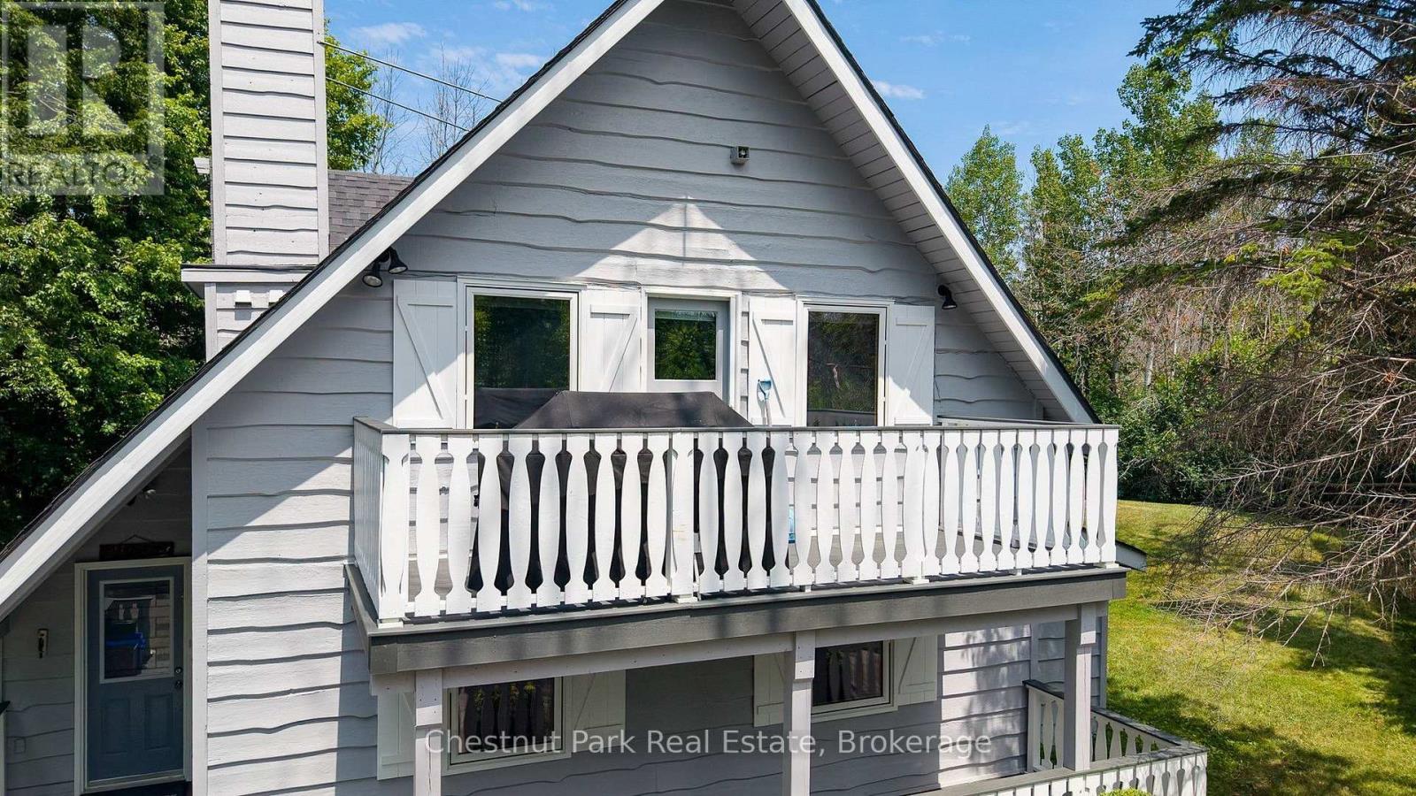 131 MARTIN GROVE - 27
