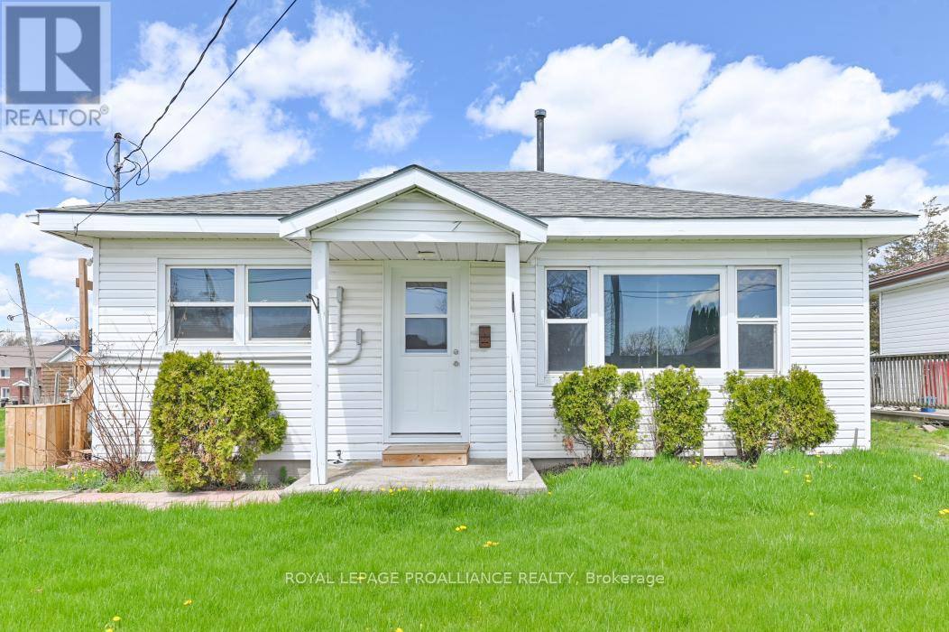 45 BLACK DIAMOND ROAD - 12