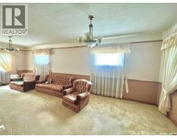 Living room - 505 Macleod Avenue W, Melfort, SK S0E1A0 Photo 10