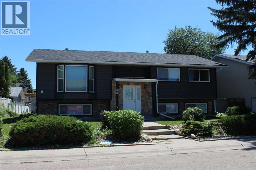 99 McNab Park Street E, Brooks — photo 3