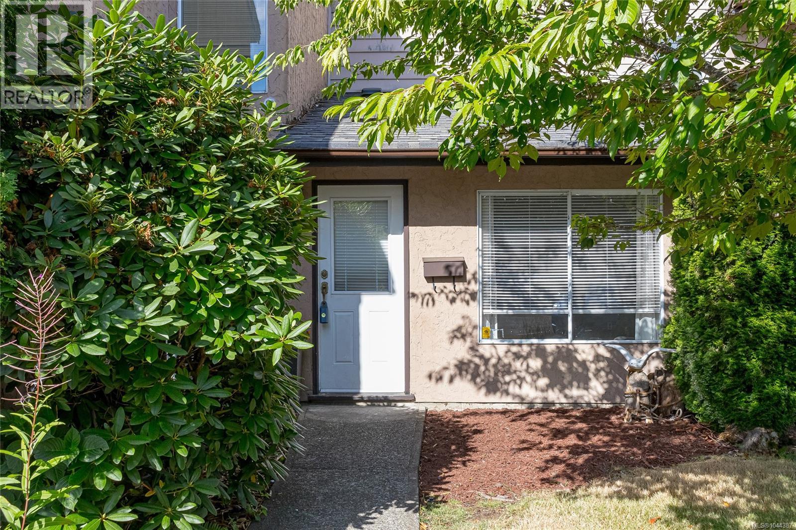 #112 2860 Sooke Lake Rd - 2
