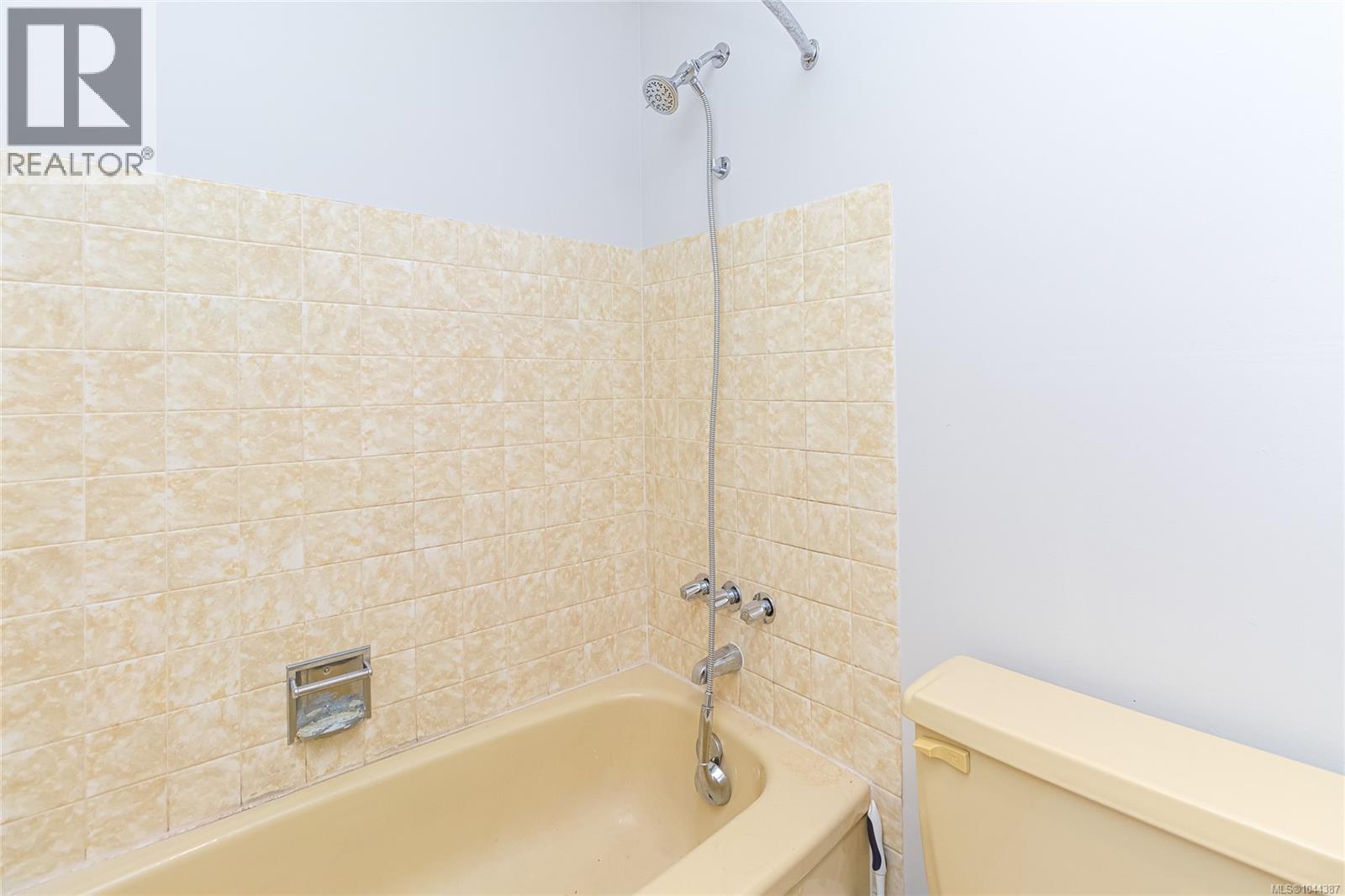 #112 2860 Sooke Lake Rd - Image 13
