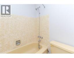 112 2860 Sooke Lake Rd, Langford, BC V9B4R3 Photo 13