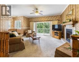 26350 Trethewey Crescent, Maple Ridge, BC V2W1A5 Photo 12